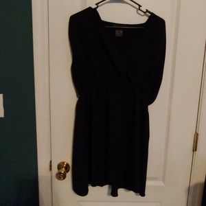 Kardashian Kollection black dress. Size Large.